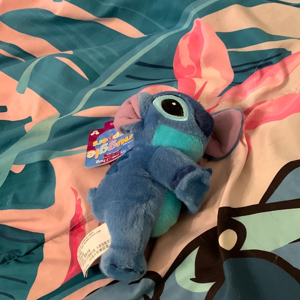Stitch snuggle snapper